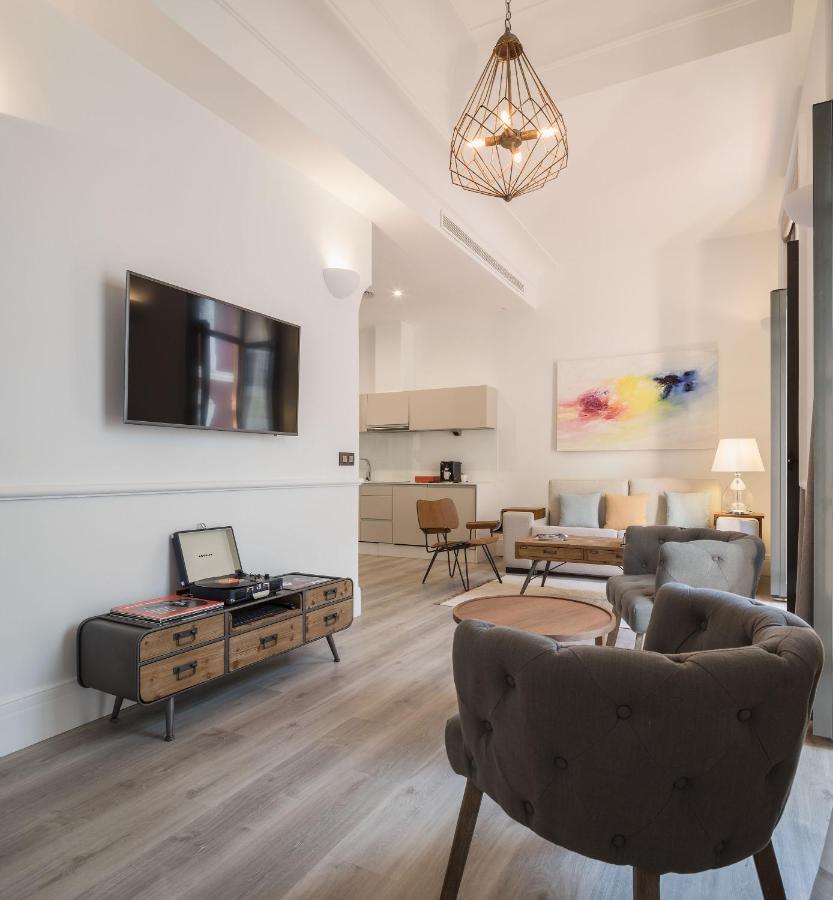 Puerta Catedral Holiday Suites Севиля Екстериор снимка
