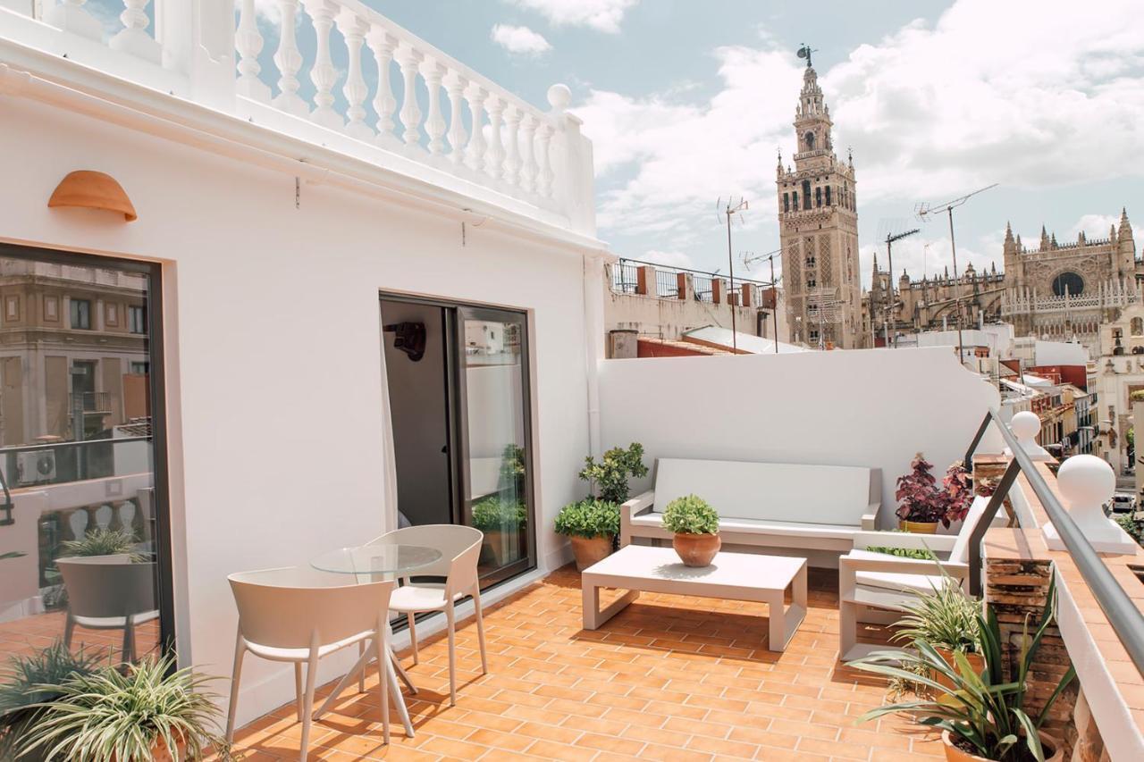 Puerta Catedral Holiday Suites Севиля Екстериор снимка