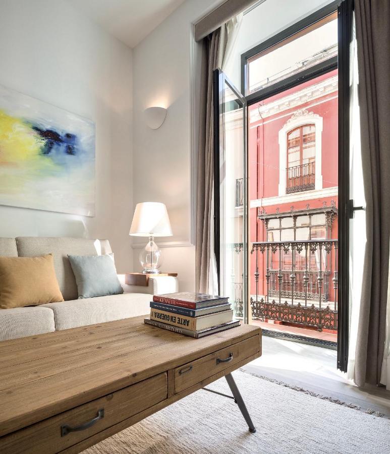 Puerta Catedral Holiday Suites Севиля Екстериор снимка