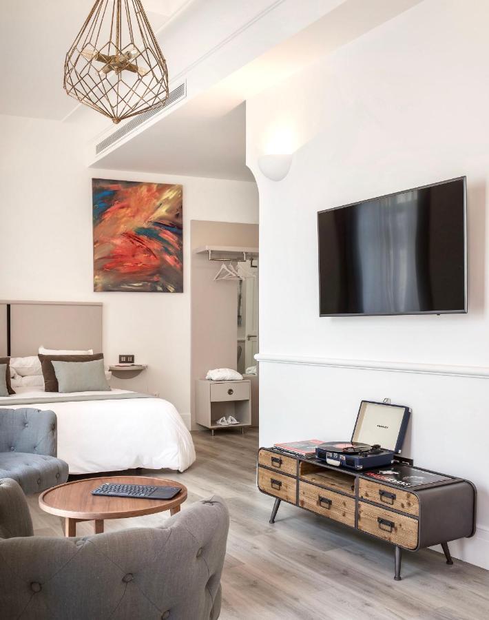 Puerta Catedral Holiday Suites Севиля Екстериор снимка